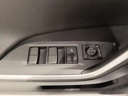 Photo 11 Toyota Rav4  2.5 Hybride 218ch 30 Years 2WD MY25