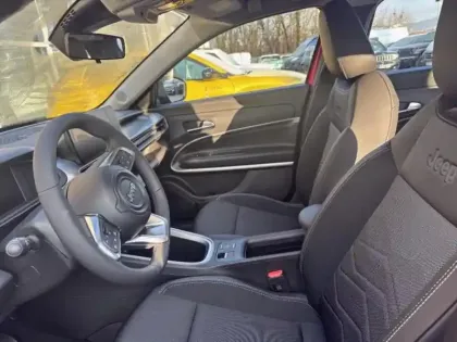 Photo 8 Jeep Avenger  Electrique 156ch 115kW Altitude