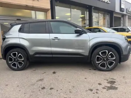 Photo 18 Jeep Avenger  Electrique 156ch 115kW Summit