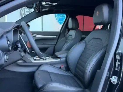 Photo 13 Alfa Romeo Stelvio  2.2 Diesel 210ch Intensa Q4 AT8