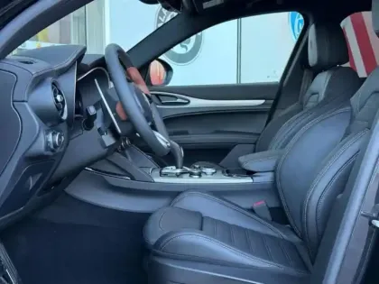 Photo 12 Alfa Romeo Stelvio  2.2 Diesel 210ch Intensa Q4 AT8