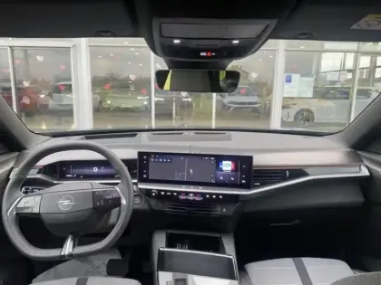 Photo 19 Opel Grandland  1.2 Turbo Hybrid 136ch GS e-DCT6