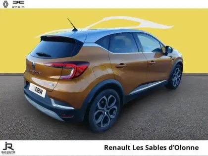 Photo 11 Renault Captur  1.6 E-Tech hybride 145ch Intens -21