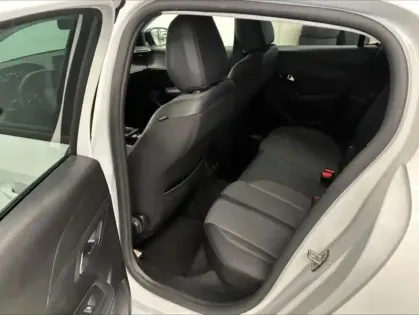 Photo 10 Peugeot 208  1.5 BlueHDi 100ch S&S Allure