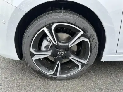 Photo 9 Opel Corsa  1.2 Turbo Hybrid 110ch GS e-DCT6