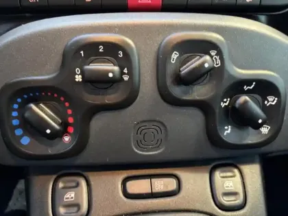 Photo 14 Fiat Panda  1.2 8v 69ch S&S  Euro6D