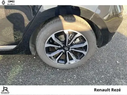 Photo 7 Renault Clio  1.6 E-Tech 145ch full hybrid Techno - 24