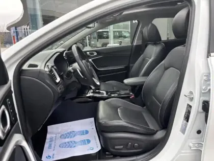 Photo 9 Kia Xceed  1.6 GDi 105ch + Plug-In 60.5ch Premium DCT6