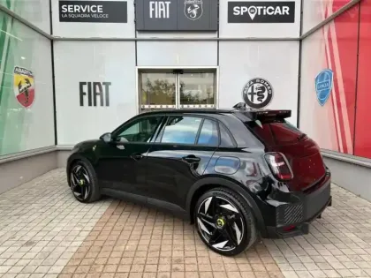 Photo 5 Abarth 600  e 240ch 54kWh Turismo (5700? certinergy déduit)