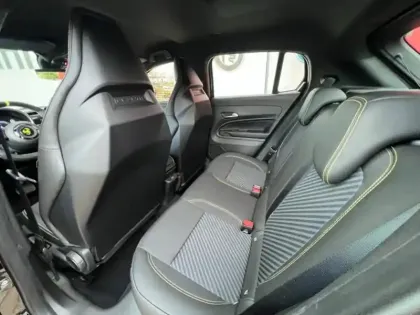 Photo 9 Abarth 600  e 240ch 54kWh Turismo (5700? certinergy déduit)