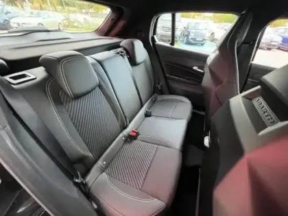 Photo 12 Abarth 600  e 240ch 54kWh Turismo (5700? certinergy déduit)