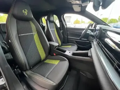 Photo 14 Abarth 600  e 240ch 54kWh Turismo (5700? certinergy déduit)