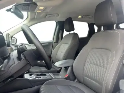 Photo 6 Ford Kuga  2.5 Duratec 190ch FHEV E85 Titanium BVA