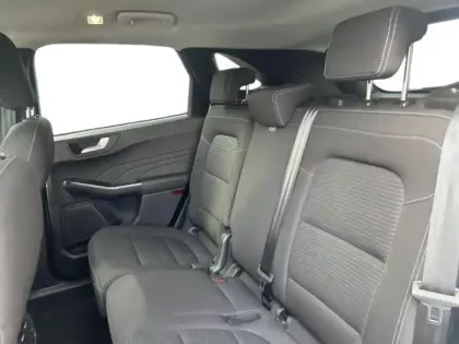 Photo 7 Ford Kuga  2.5 Duratec 190ch FHEV E85 Titanium BVA