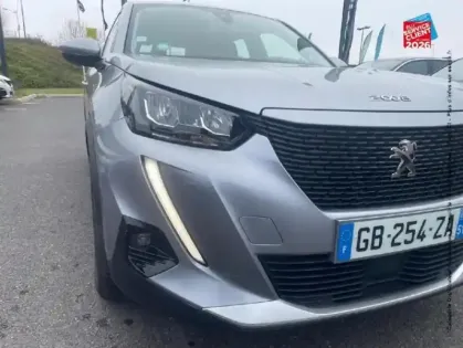 Photo 27 Peugeot 2008  e- 136ch Active Business