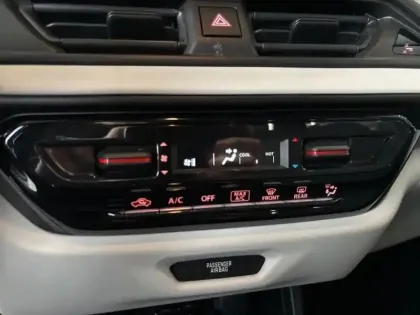 Photo 14 Suzuki Swift  1.2 Dualjet Hybrid 83ch Privilège