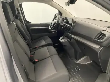 Photo 7 Peugeot Expert  Fg M 2.2 Diesel 180ch Tech Edition automatique