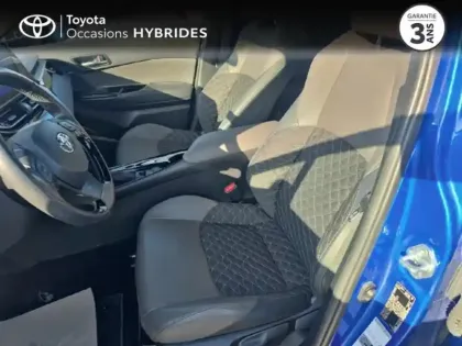 Photo 10 Toyota C-HR  122h Distinctive 2WD E-CVT MY22