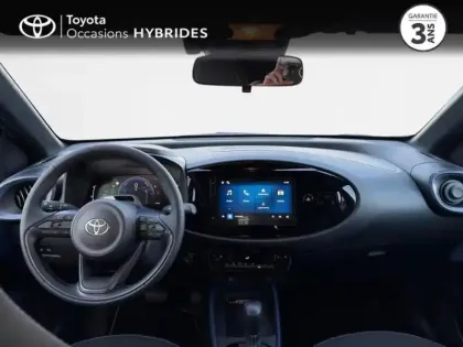 Photo 13 Toyota Aygo  X 116h Graphic