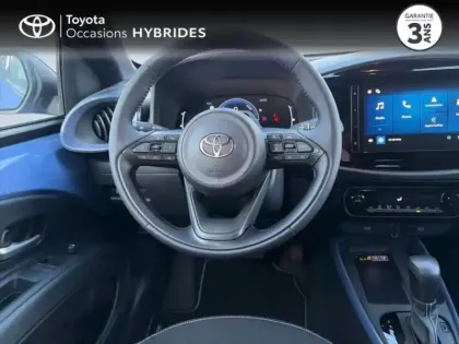 Photo 14 Toyota Aygo  X 116h Graphic