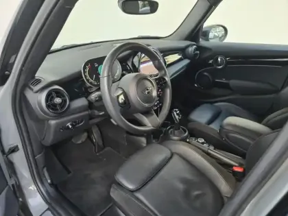 Photo 5 Mini Mini  5 Portes Cooper 136ch Edition Premium BVA7