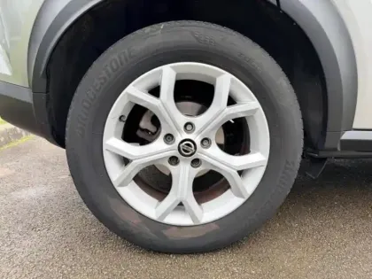 Photo 8 Nissan Juke  1.0 DIG-T 117ch N-Connecta