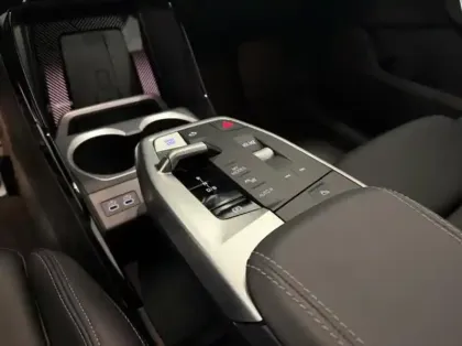 Photo 14 BMW X1  ieDrive20 204ch M Sport