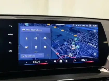 Photo 10 BMW X1  ieDrive20 204ch M Sport