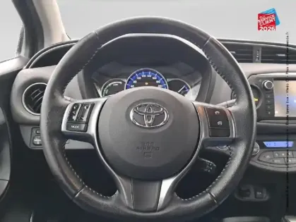 Photo 11 Toyota Yaris  HSD 100h Dynamic 5p