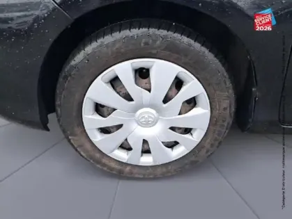 Photo 9 Toyota Yaris  HSD 100h Dynamic 5p