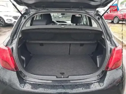 Photo 13 Toyota Yaris  HSD 100h Dynamic 5p