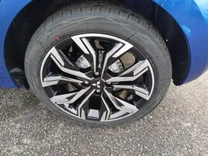 Photo 8 Mitsubishi Colt  1.0 MPI-T 91ch Intense 2026