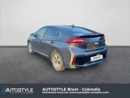 Photo 16 Hyundai Ioniq  Plug-in 141ch Creative