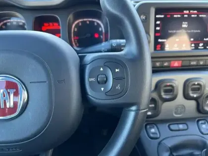 Photo 12 Fiat Panda  1.0 70ch BSG S&S Sport