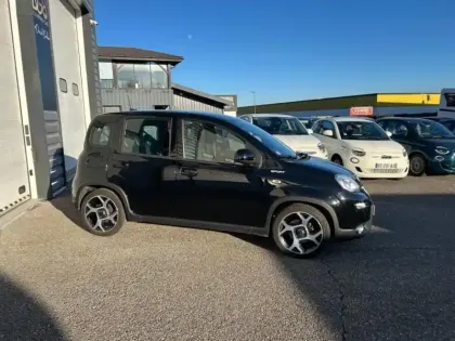 Photo 10 Fiat Panda  1.0 70ch BSG S&S Sport