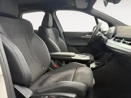 Photo 14 BMW Serie 2 Série 2 ActiveTourer 220i 170ch M Sport DKG7