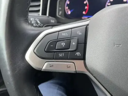 Photo 14 Volkswagen Taigo  1.0 TSI 110ch R-Line DSG7