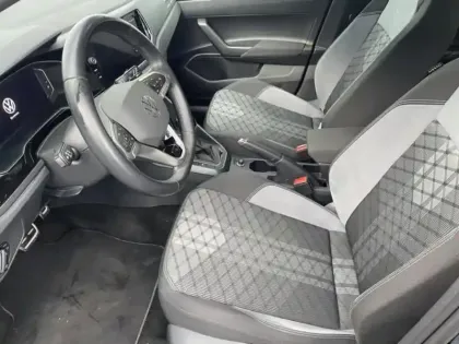 Photo 10 Volkswagen Taigo  1.0 TSI 110ch R-Line DSG7