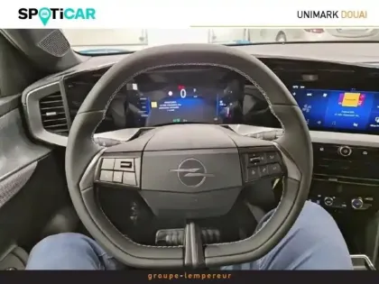 Photo 8 Opel Mokka  1.2 Turbo Hybrid 145ch Edition e-DCT6