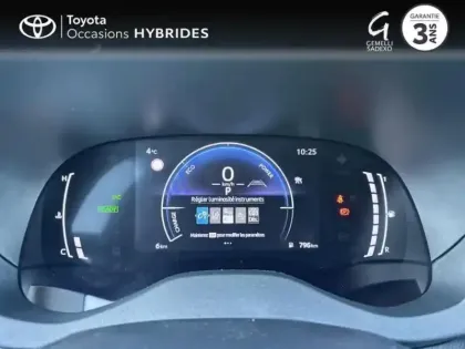 Photo 13 Toyota Yaris  116h Design 5p MY25