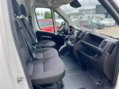 Photo 9 Peugeot Boxer  Fg 435 L4H3 2.2 BlueHDi S&S 140ch Asphalt