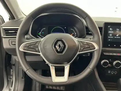 Photo 14 Renault Clio 1.6 E-Tech hybride 140ch Zen + Radars de recul