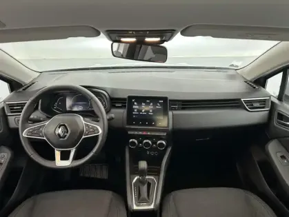 Photo 25 Renault Clio 1.6 E-Tech hybride 140ch Zen + Radars de recul