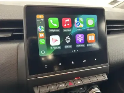 Photo 15 Renault Clio 1.6 E-Tech hybride 140ch Zen + Radars de recul