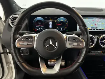 Photo 14 Mercedes GLA 200 d 150ch AMG Line 8G-DCT Pack Premium