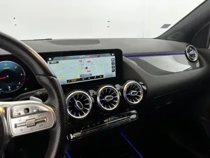 Photo 16 Mercedes GLA 200 d 150ch AMG Line 8G-DCT Pack Premium