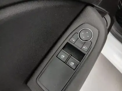 Photo 19 Renault Clio V TCe 90 - 21 Business