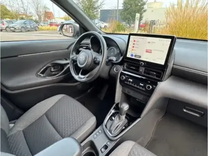 Photo 5 Toyota Yaris Hybride 1.5 HYBRID 116H DESIGN AUTO MC24