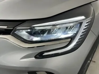 Photo 22 Renault Captur 1.6 E-Tech hybride 145ch Intens + Caméra