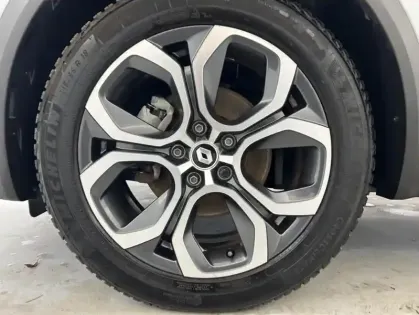 Photo 20 Renault Captur 1.6 E-Tech hybride 145ch Intens + Caméra